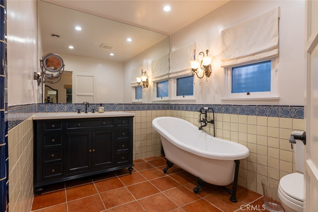 1731 W Kenneth RoadGlendale img 3