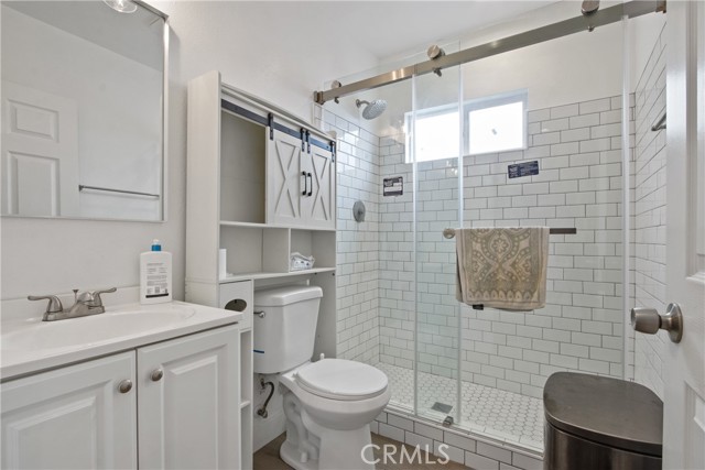11612 Virginia Avenue, Lynwood CA: https://media.crmls.org/medias/febdcbb5-5081-4666-a7f8-cc7fabb9a6c9.jpg