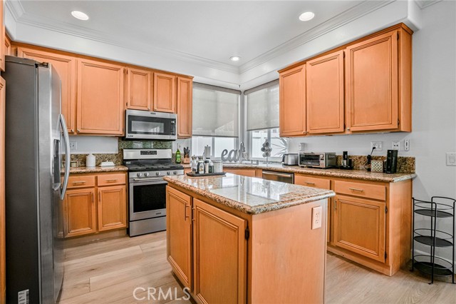 20 Wayfaire, Rancho Santa Margarita CA: https://media.crmls.org/medias/febddaa2-ddff-4b8e-b38d-c84d5fd3a3cc.jpg