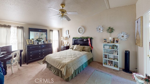 Detail Gallery Image 22 of 26 For 14000 El Evado Rd #56,  Victorville,  CA 92392 - 3 Beds | 2 Baths