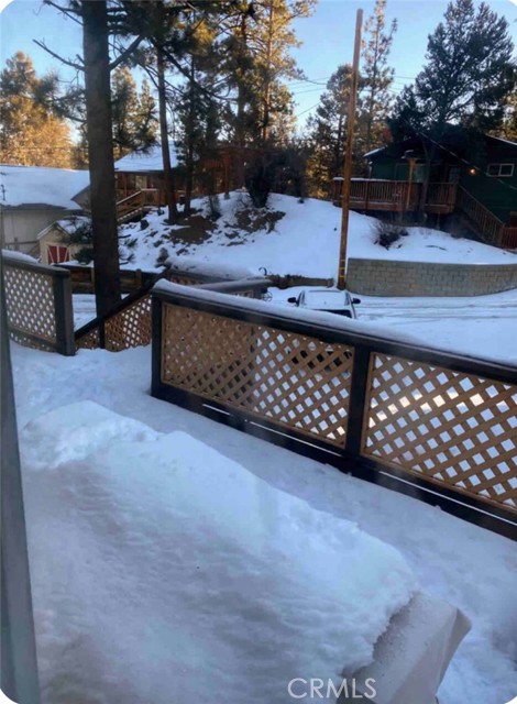 605 Kean Way, Big Bear City CA: https://media.crmls.org/medias/fec01ed5-af4a-43b4-80c6-987ece172372.jpg