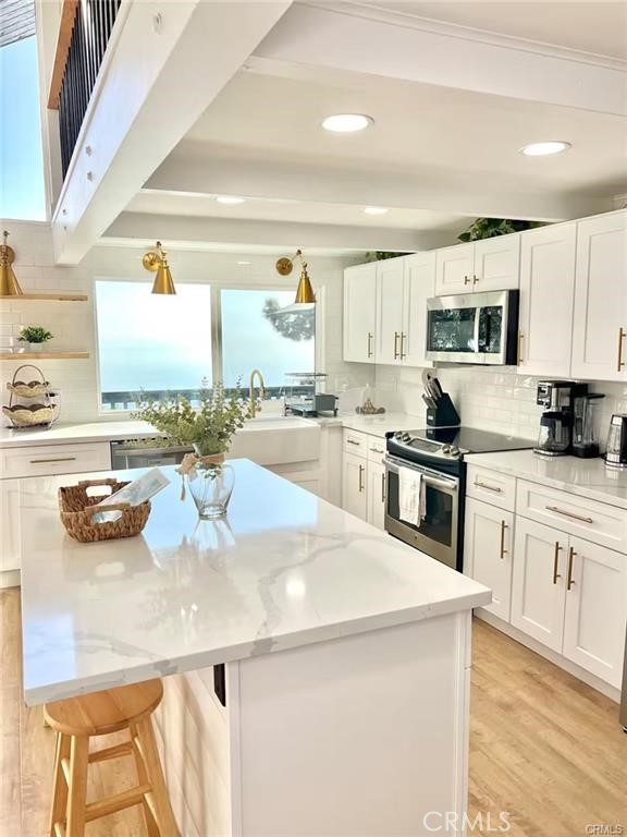 Detail Gallery Image 13 of 59 For 2012 Poplar, Running Springs,  CA 92382 - 3 Beds | 2 Baths