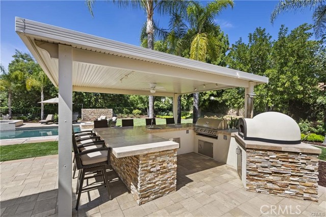 Detail Gallery Image 8 of 59 For 1623 Northhampton Dr, Riverside,  CA 92506 - 4 Beds | 3/1 Baths