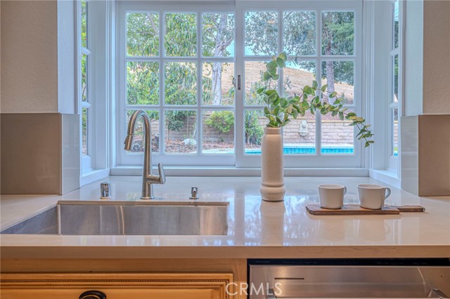 25551 El Capitan, Laguna Hills CA: https://media.crmls.org/medias/fec361a8-7d46-4dab-b843-9eb9bf416e4d.jpg