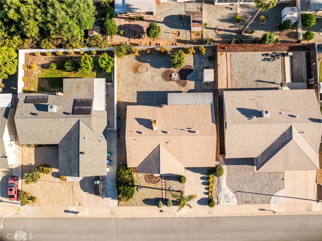 https://media.crmls.org/medias/fec3787c-4dfc-4644-97b5-abc81a1e2c30.jpg?preset=X-Large