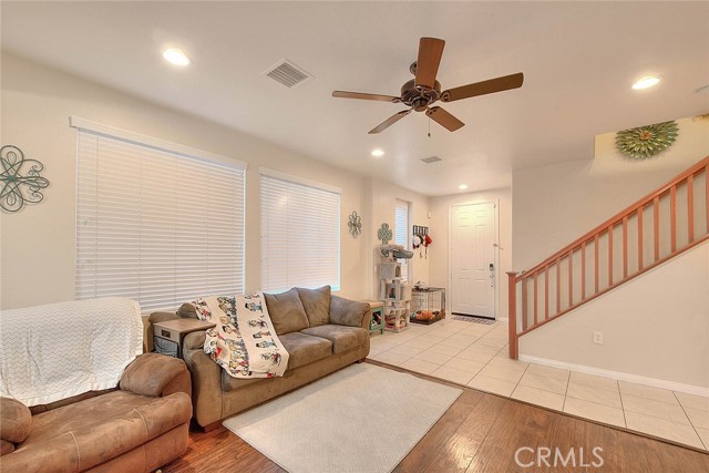 Detail Gallery Image 6 of 57 For 1343 Comfrey Leaf Drive, Beaumont,  CA 92223 - 4 Beds | 3 Baths