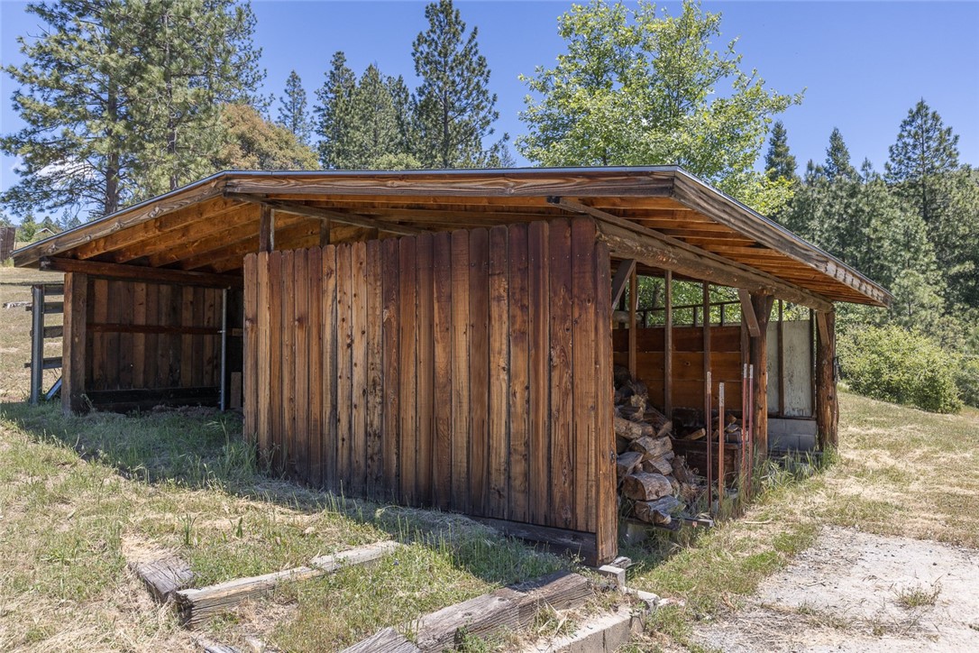 Detail Gallery Image 10 of 33 For 2340 Harris Rd, Mariposa,  CA 95338 - 3 Beds | 2 Baths