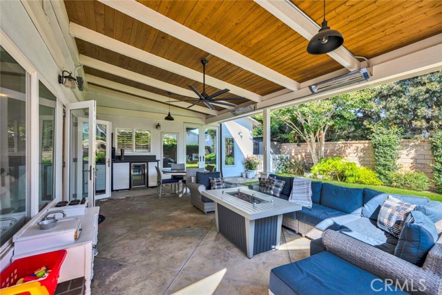 Image 34 of 60 For 20012 Mural Circle