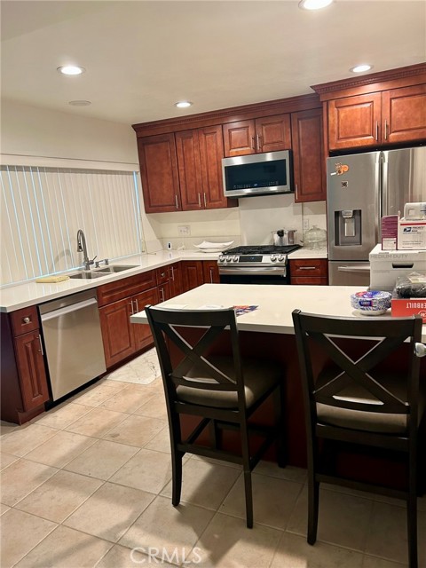 3964 Hibbert Court, Simi Valley CA: https://media.crmls.org/medias/fec52c43-70b4-45ed-aece-2bbb5eacd60a.jpg