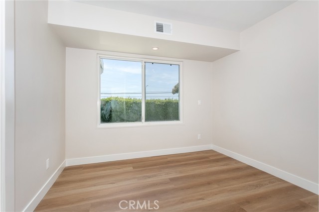 Detail Gallery Image 36 of 61 For 2145 Mcrae Dr, San Pedro,  CA 90732 - 3 Beds | 3/1 Baths