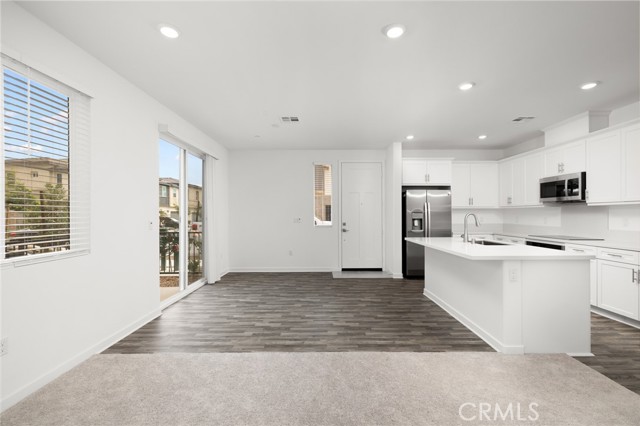 Detail Gallery Image 12 of 30 For 2753 E Amberley Privado, Ontario,  CA 91762 - 3 Beds | 2/1 Baths