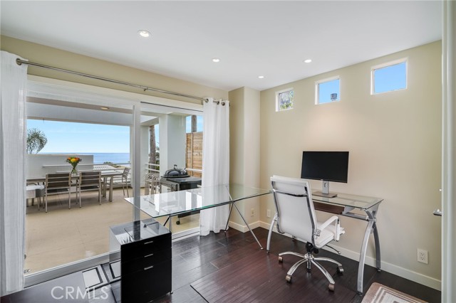 Detail Gallery Image 23 of 33 For 818 Hillcrest Dr, Laguna Beach,  CA 92651 - 4 Beds | 3/1 Baths