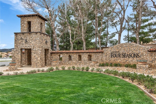 Detail Gallery Image 2 of 36 For 197 Potter Creek, Beaumont,  CA 92223 - 2 Beds | 2 Baths