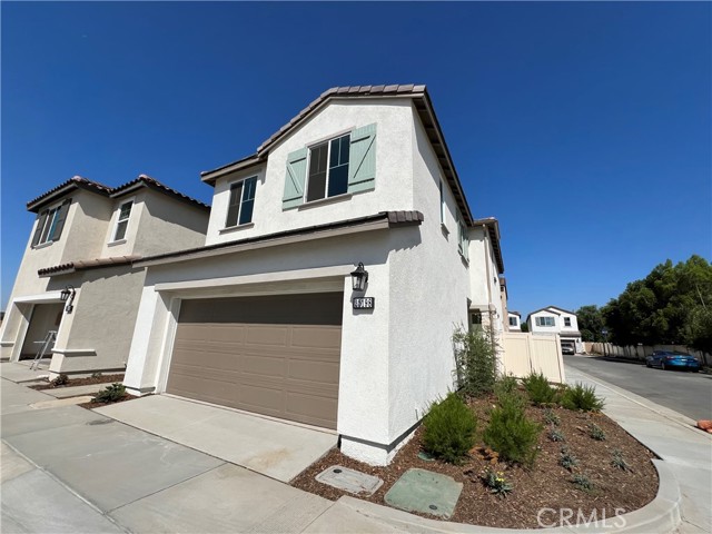 Detail Gallery Image 1 of 30 For 25198 Harmony, Moreno Valley,  CA 92551 - 4 Beds | 2/1 Baths