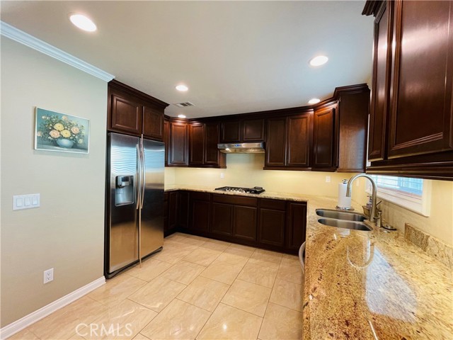10201 Mason Avenue, Chatsworth CA: https://media.crmls.org/medias/fec9ae4e-c888-4f5b-a2df-514ced2f307a.jpg