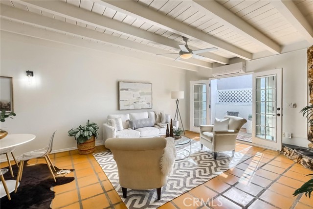2217 Curtis Avenue, Redondo Beach, California 90278, 2 Bedrooms Bedrooms, ,1 BathroomBathrooms,Residential,Sold,Curtis,SB22069328
