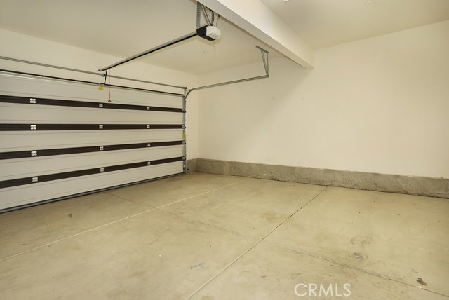 35983 Michelle Lane, Beaumont CA: https://media.crmls.org/medias/feca08d4-64fe-4876-9f45-c04c87ba5926.jpg