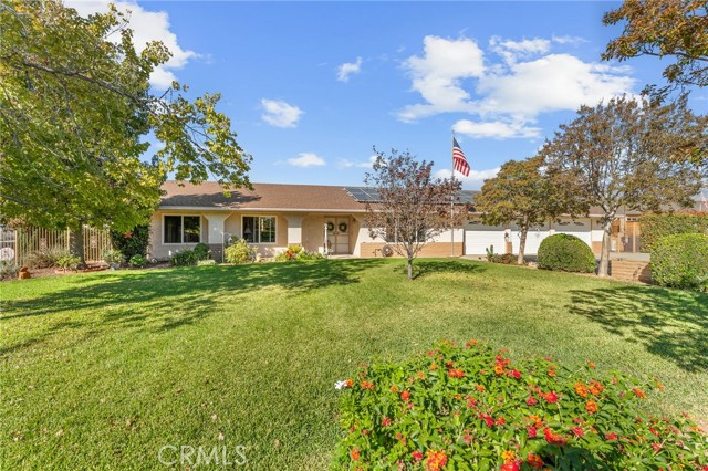 Detail Gallery Image 2 of 60 For 13346 Rimview Ct, Yucaipa,  CA 92399 - 3 Beds | 2/1 Baths