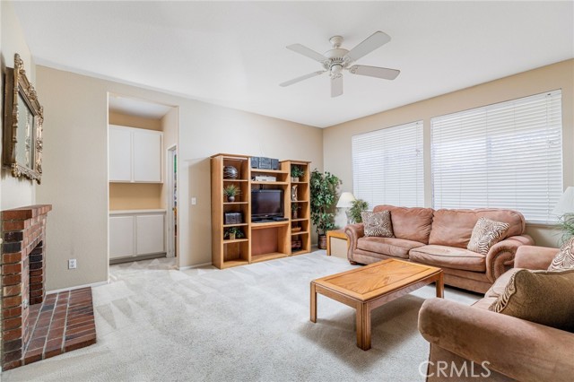 Detail Gallery Image 11 of 42 For 37974 Orange Blossom Ln, Murrieta,  CA 92563 - 4 Beds | 2/1 Baths