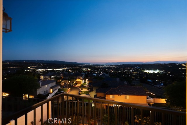 27711 Adonis Lane, Canyon Country CA: https://media.crmls.org/medias/fecc97a3-6b09-4e83-b515-78d2f28550f4.jpg