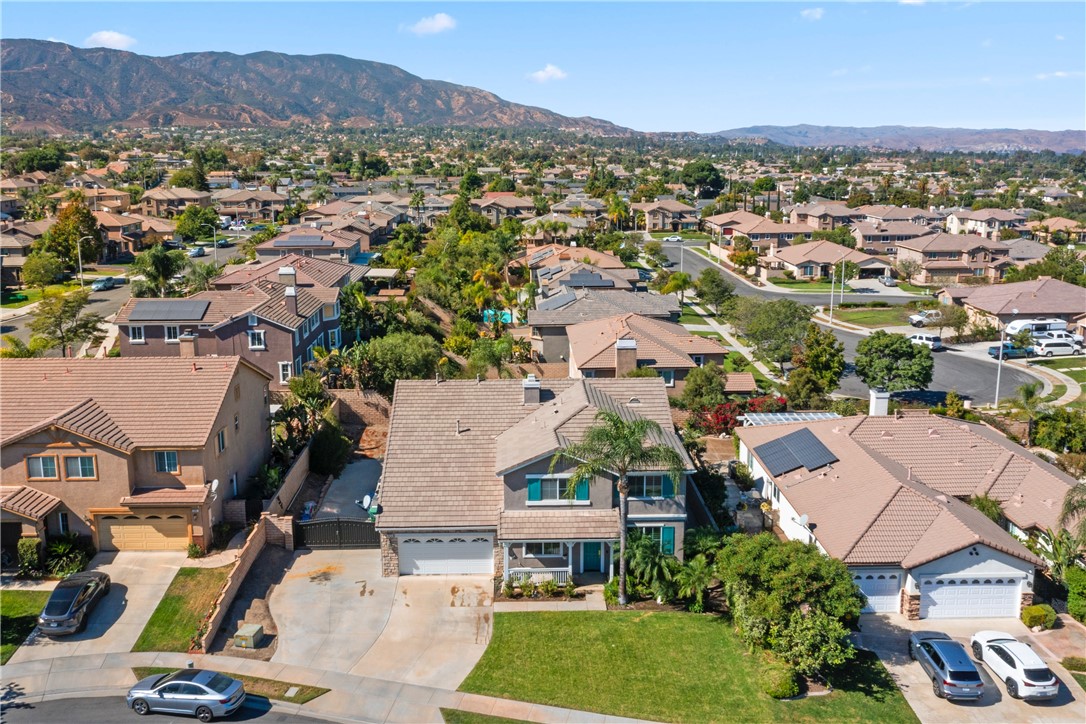 Detail Gallery Image 24 of 26 For 2476 Hannum Cir, Corona,  CA 92882 - 5 Beds | 3 Baths