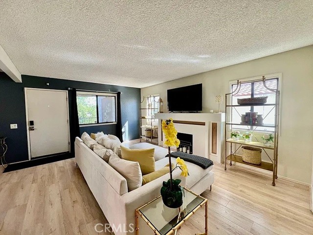 373 W Mariscal, Palm Springs, CA 92262