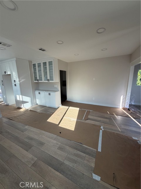 Detail Gallery Image 4 of 21 For 515 E Garfield Ave, Glendale,  CA 91205 - 3 Beds | 2 Baths