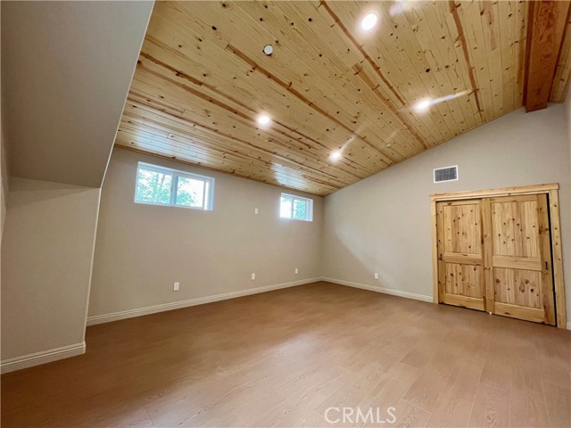 Detail Gallery Image 32 of 34 For 810 Villa Grove Ave, Big Bear City,  CA 92314 - 5 Beds | 3/1 Baths