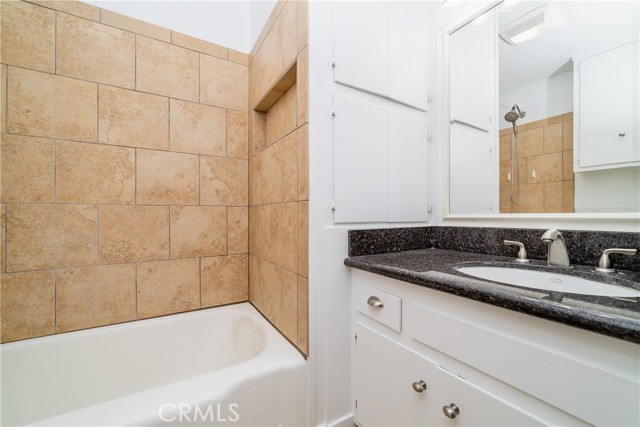 Detail Gallery Image 25 of 65 For 236 Hannalei Dr, Vista,  CA 92083 - 3 Beds | 2 Baths