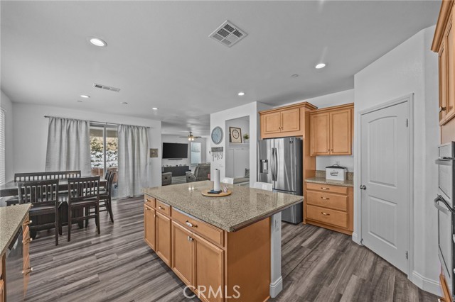 Detail Gallery Image 14 of 46 For 11129 Ryder, Jurupa Valley,  CA 91752 - 4 Beds | 2/1 Baths