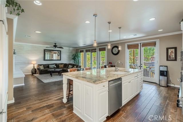 Detail Gallery Image 12 of 65 For 36702 Doreen Dr, Murrieta,  CA 92563 - 4 Beds | 2/1 Baths