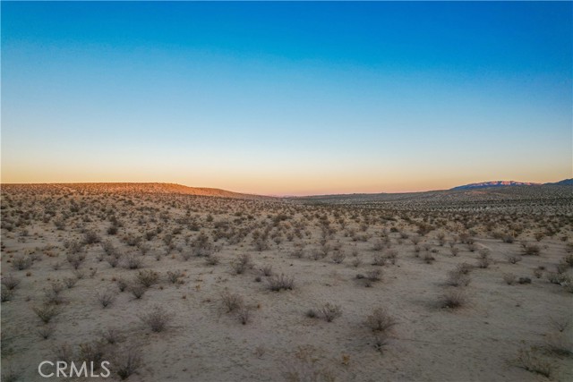 Detail Gallery Image 9 of 22 For 101 Shoshone Rd, Twentynine Palms,  CA 92277 - – Beds | – Baths