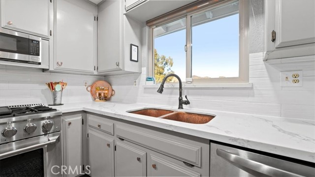 Detail Gallery Image 12 of 52 For 32 Mission Olive Ct, Oroville,  CA 95966 - 3 Beds | 2/1 Baths