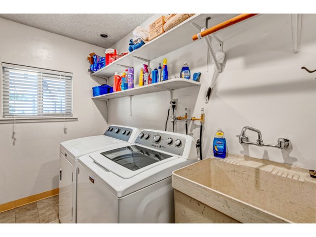 5400 Carrizo Road, Atascadero CA: https://media.crmls.org/medias/fed1e380-8171-43d3-bd99-d3affcd0f3e7.jpg