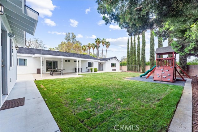 Detail Gallery Image 29 of 39 For 200 Friar Pl, Fullerton,  CA 92835 - 4 Beds | 3 Baths