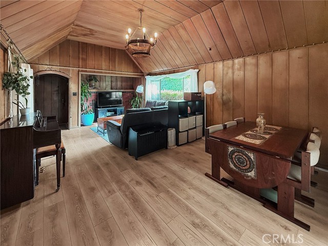 Detail Gallery Image 5 of 31 For 2544 Hermosa, Montrose,  CA 91020 - 2 Beds | 1 Baths