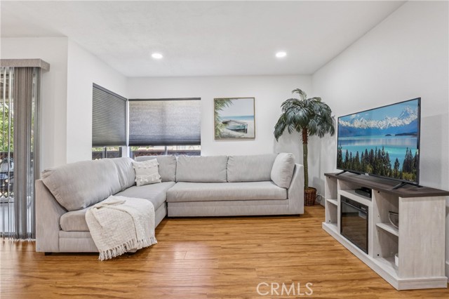 1124 S Citron, Anaheim CA: https://media.crmls.org/medias/fed32726-ad8b-4a9c-afc1-db156cf80f1b.jpg