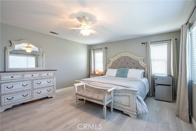 Detail Gallery Image 27 of 51 For 39883 S Creek Cir, Murrieta,  CA 92563 - 5 Beds | 3/1 Baths