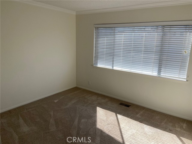 Detail Gallery Image 11 of 26 For 421 Avenue F, Redondo Beach,  CA 90277 - 3 Beds | 2 Baths