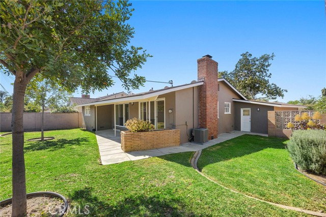 Detail Gallery Image 24 of 26 For 1418 E Wilshire Ave, Fullerton,  CA 92831 - 3 Beds | 2 Baths