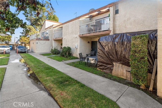 13022 13022 Casa Linda Lane, Garden Grove CA: https://media.crmls.org/medias/fed4c846-3d44-450d-9c17-5d023f307be2.jpg