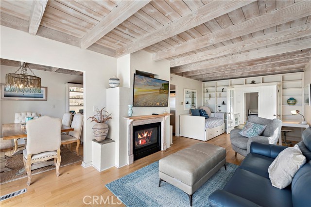 Detail Gallery Image 10 of 27 For 2873 Rounsevel, Laguna Beach,  CA 92651 - 2 Beds | 2 Baths