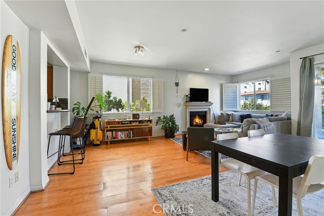 1241 S Westgate Avenue, Los Angeles CA: https://media.crmls.org/medias/fed68ddb-178d-4d9e-875a-62e035539645.jpg