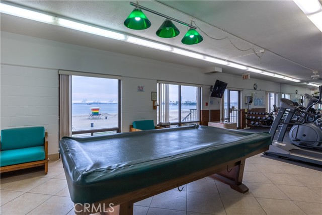 1750 E Ocean Boulevard, Long Beach CA: https://media.crmls.org/medias/fed69d3c-712e-415e-abaa-57d8707dcefe.jpg
