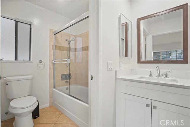 Detail Gallery Image 10 of 64 For 11738 Andasol Ave, Granada Hills,  CA 91344 - 5 Beds | 3 Baths