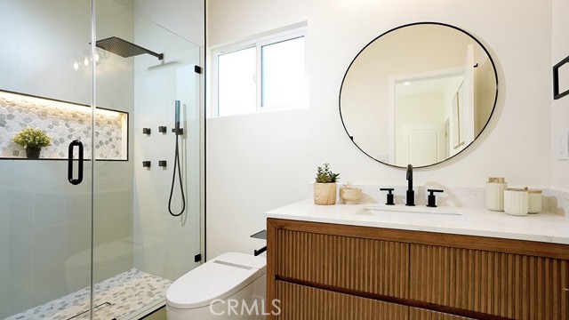 17698 Locust Street, Fountain Valley CA: https://media.crmls.org/medias/fed73368-8bbc-43e5-914d-27b16bdb6dad.jpg