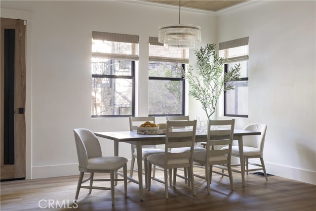 Detail Gallery Image 8 of 29 For 481 Bay View Ct, Lake Arrowhead,  CA 92352 - 4 Beds | 3/1 Baths