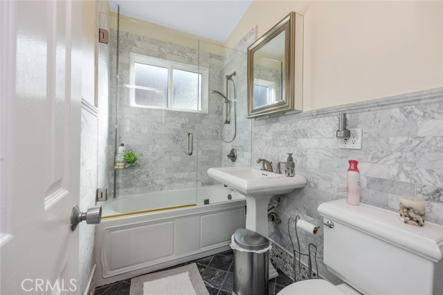 Detail Gallery Image 16 of 40 For 16512 23rd St, Sunset Beach,  CA 90742 - 3 Beds | 3 Baths