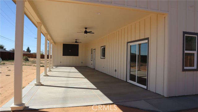 Detail Gallery Image 18 of 21 For 10408 Peach Ave, California City,  CA 93505 - 4 Beds | 3 Baths