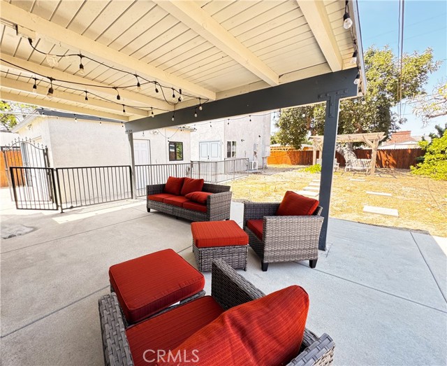 Detail Gallery Image 23 of 33 For 2817 Easy Ave, Long Beach,  CA 90810 - 3 Beds | 2 Baths